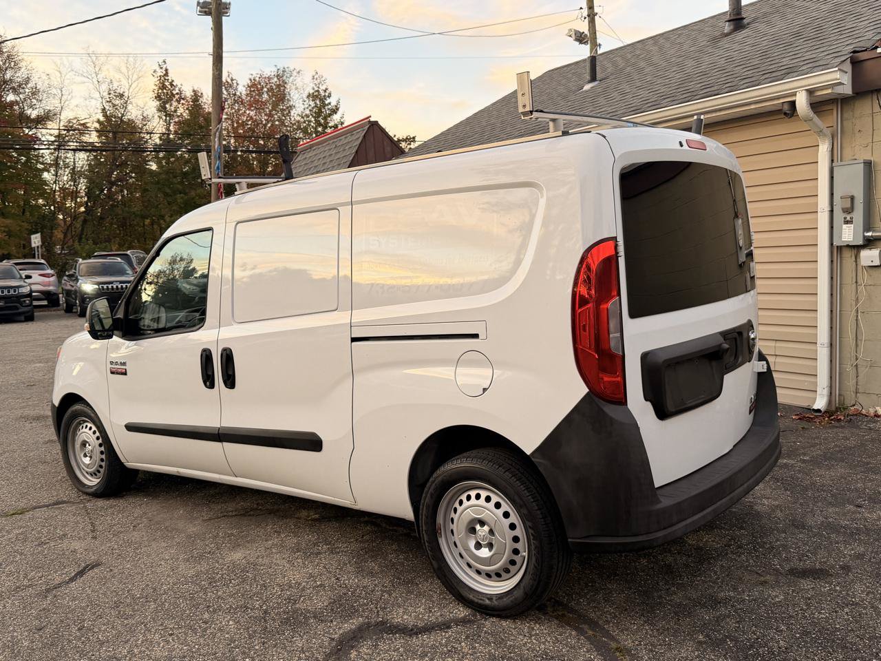 Used 2015 RAM ProMaster City Tradesman FWD image 4
