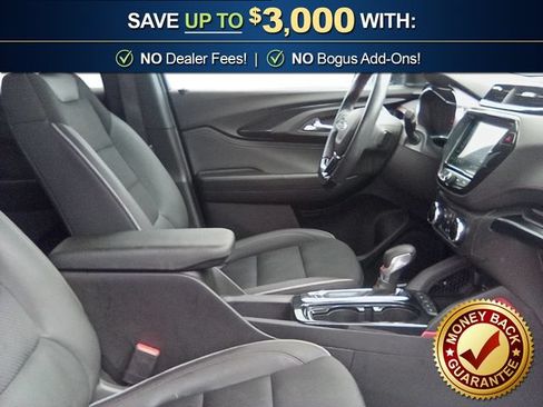 Used 2023 Chevrolet TrailBlazer RS w/ Convenience Package AWD/4WD image 22