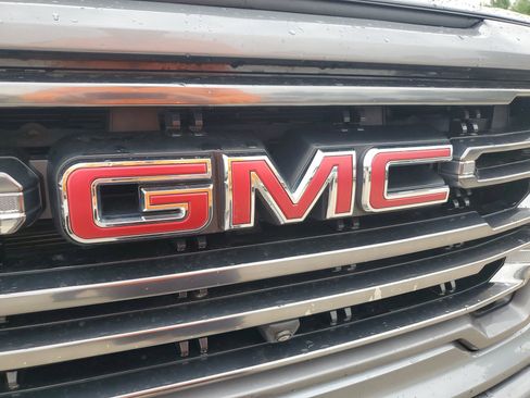 Used 2019 GMC Sierra 1500 AT4 w/ AT4 Premium Package AWD/4WD image 37