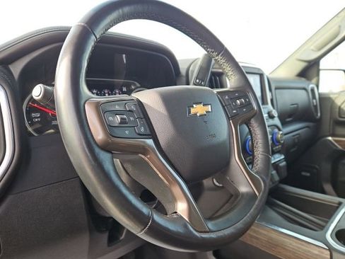 Used 2022 Chevrolet Silverado 1500 High Country image 33