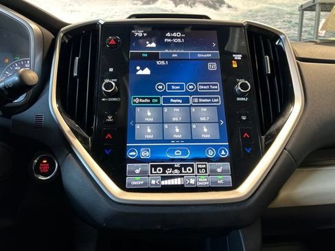 Used 2023 Subaru Ascent Limited w/ Technology Package AWD/4WD image 4