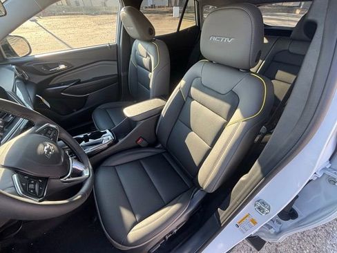 New 2026 Chevrolet Trax ACTIV w/ Driver Confidence Package FWD image 11