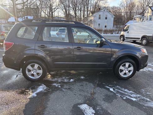 Used 2012 Subaru Forester 2.5X w/ Alloy Wheel Pkg image 6