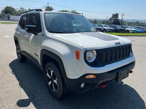Used 2022 Jeep Renegade Trailhawk w/ Sun/Sound Group AWD/4WD image 3
