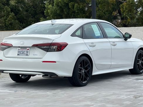 Certified 2025 Honda Civic Sport image 3