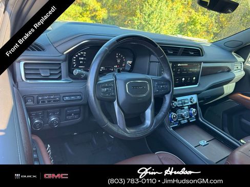 Used 2023 GMC Yukon XL Denali Ultimate image 4