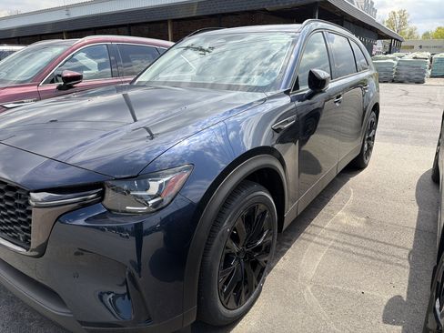 New 2026 MAZDA CX-90 Plug-In Hybrid w/Premium Sport AWD/4WD image 21