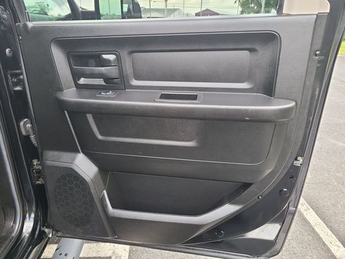 Used 2019 RAM 1500 Express w/ Wheel & Sound Group AWD/4WD image 13