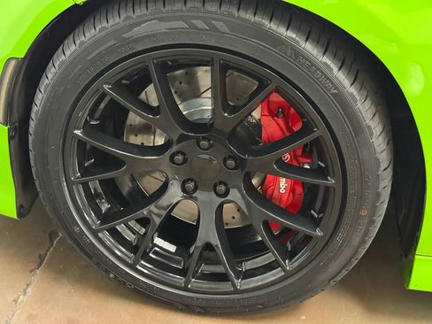 Used 2017 Dodge Charger SRT Hellcat w/ Harman/Kardon Audio Group RWD image 21