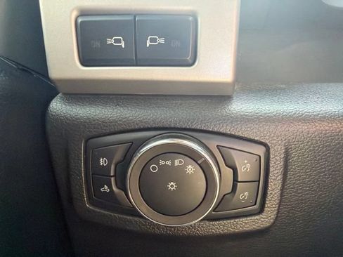 Used 2018 Ford F250 Lariat w/ Lariat Ultimate Package AWD/4WD image 27