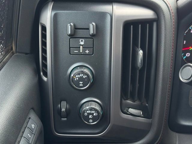 Used 2018 GMC Sierra 1500 SLT AWD/4WD image 31