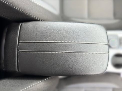 Used 2023 Chevrolet Blazer LT image 30