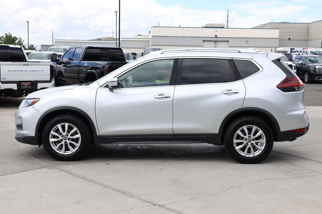 Used 2020 Nissan Rogue SV AWD/4WD image 3