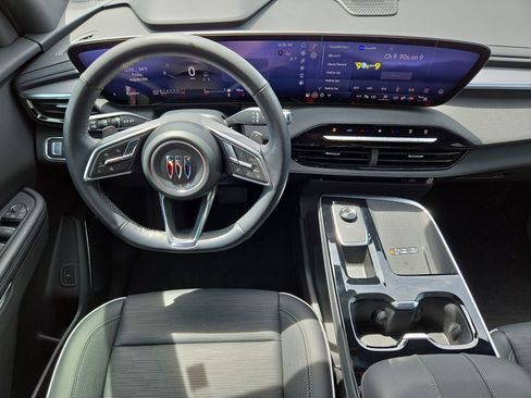 Used 2025 Buick Enclave Sport Touring image 14