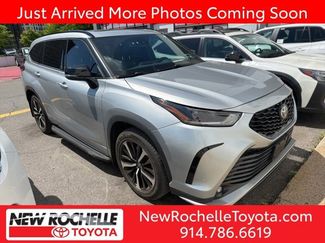 Used 2021 Toyota Highlander XSE AWD/4WD video 1