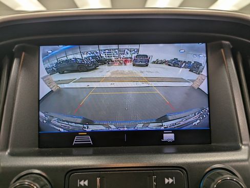 Used 2022 GMC Canyon Elevation w/ Trailering Package image 12