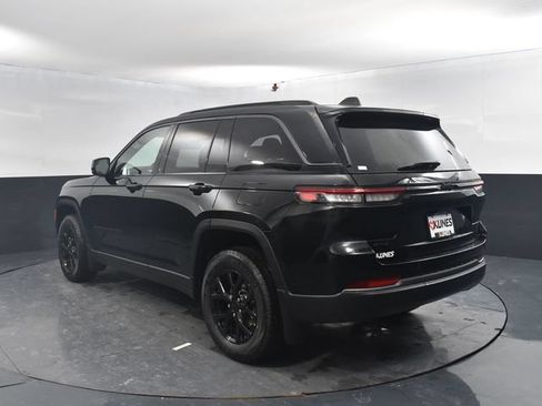 New 2026 Jeep Grand Cherokee Altitude AWD/4WD image 6