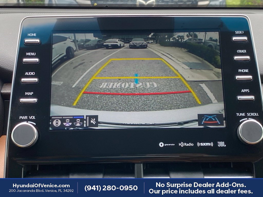 Used 2021 Toyota Avalon Limited w/ Advanced Safety Package FWD image 14