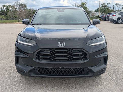 Used 2025 Honda HR-V Sport image 3