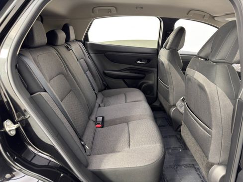 Used 2023 Nissan Ariya FWD image 34