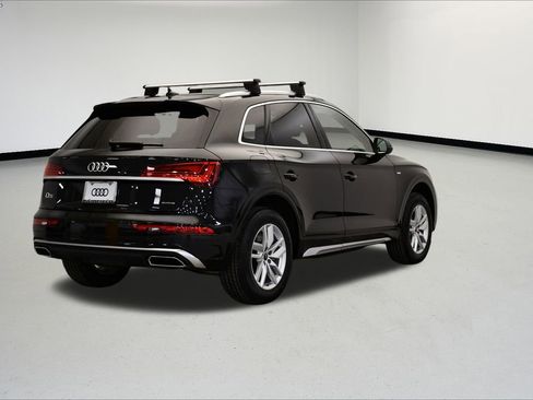 Certified 2023 Audi Q5 2.0T Premium w/ Convenience Package image 5