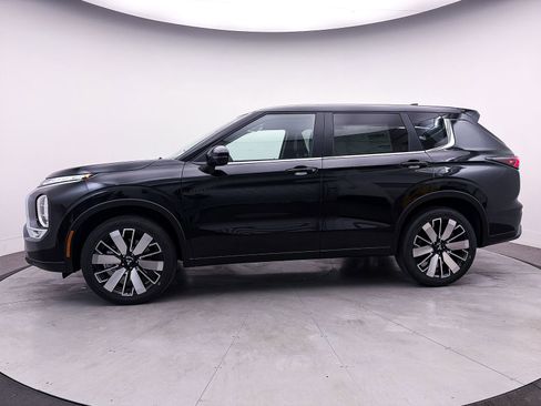 New 2026 Mitsubishi Outlander SE image 26