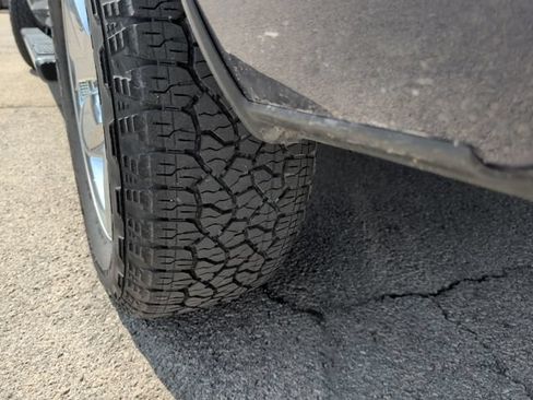 Used 2015 RAM 1500 Big Horn AWD/4WD image 9