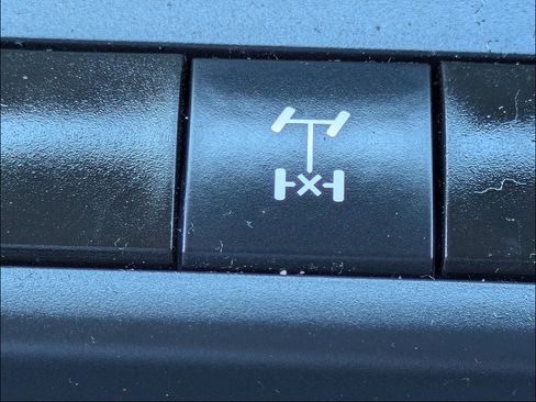 Used 2024 Toyota Tacoma TRD Off-Road AWD/4WD image 26