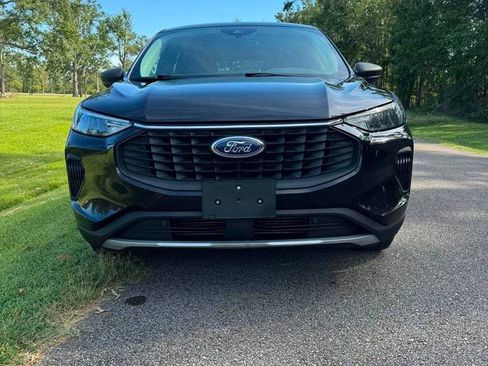 Used 2023 Ford Escape Active w/ Tech Pack #1 AWD/4WD image 11