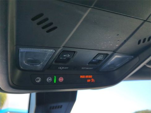 Certified 2022 Chevrolet Equinox RS w/ RS Leather Package image 24