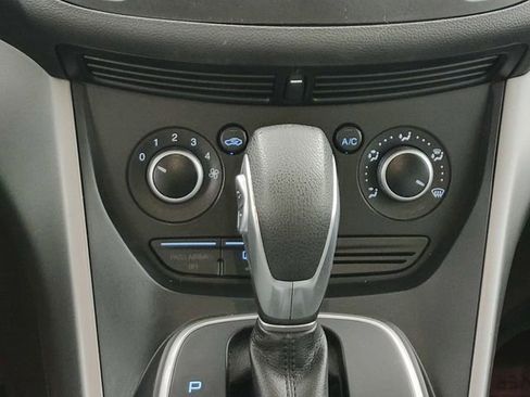 Used 2014 Ford Escape SE image 24