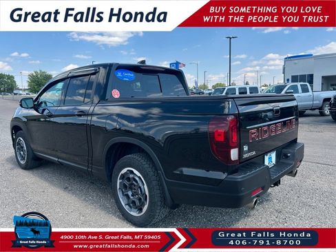 Certified 2024 Honda Ridgeline Black Edition image 5