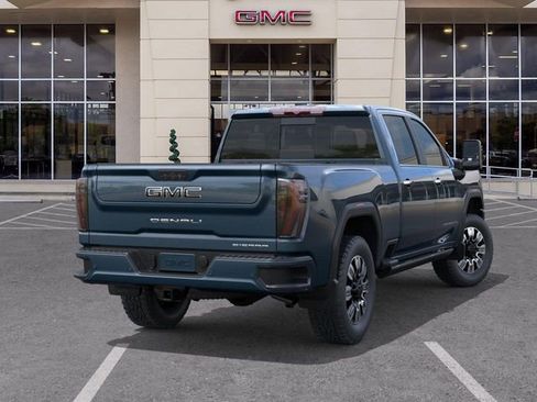 New 2026 GMC Sierra 2500 Denali w/ Denali Reserve Package AWD/4WD image 4
