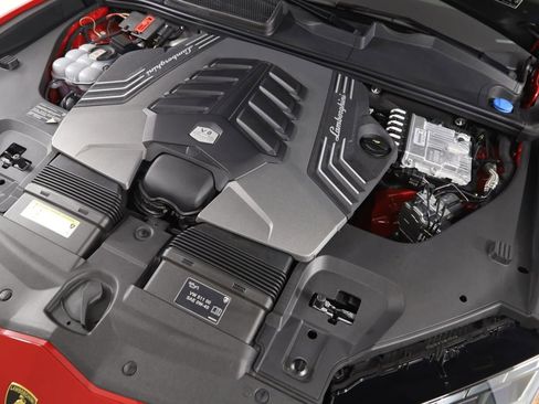 Used 2024 Lamborghini Urus Performante image 35