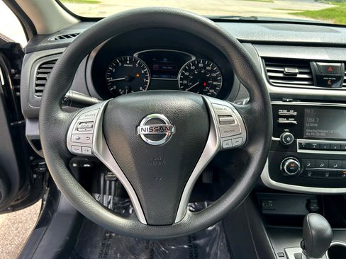 Used 2017 Nissan Altima 2.5 S w/ Power Driver Seat Package image 16