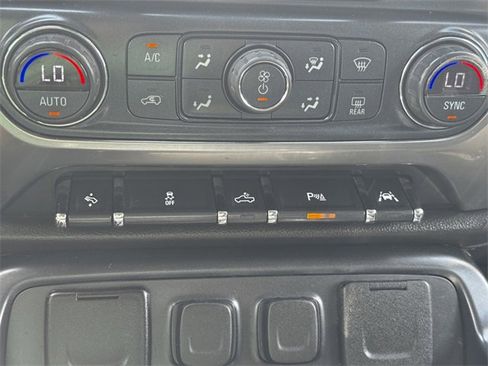 Used 2018 Chevrolet Silverado 1500 LTZ w/ LTZ Plus Package image 32