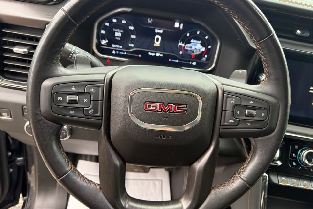 Used 2023 GMC Sierra 1500 AT4 w/ AT4 Premium Package AWD/4WD image 14