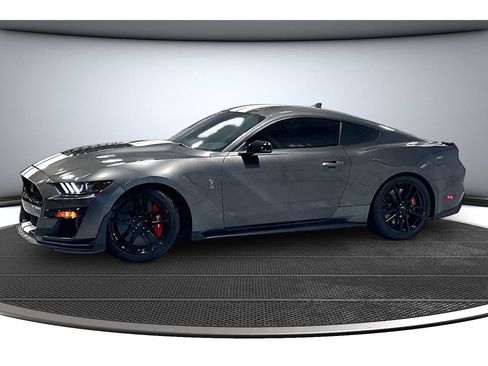 Used 2020 Ford Mustang Shelby GT500 w/ Technology Package RWD image 15