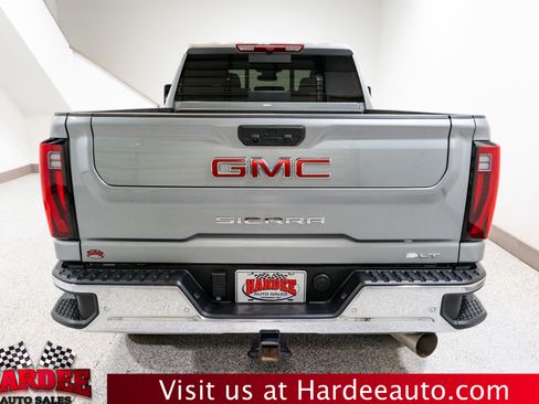 Used 2025 GMC Sierra 2500 SLT w/ SLT Premium Package image 4