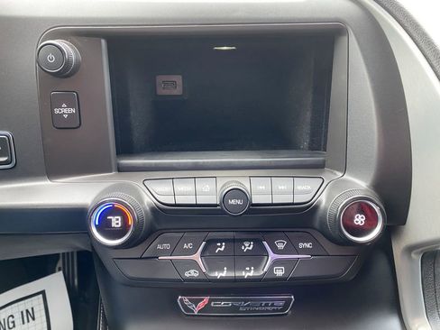 Used 2014 Chevrolet Corvette Stingray Coupe w/ Battery Protection Package image 19