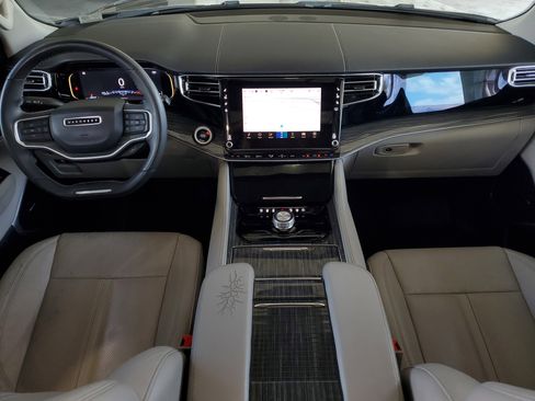 Used 2022 Jeep Wagoneer Series II w/ Premium Group I image 11