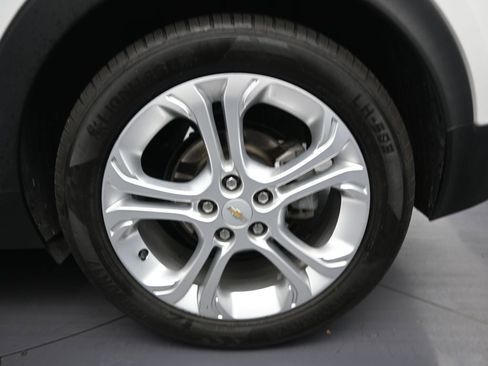Used 2020 Chevrolet Bolt LT image 10