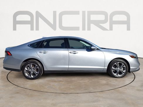 Used 2024 Honda Accord EX image 11