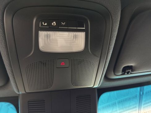 Used 2023 Mercedes-Benz Sprinter 3500 image 19