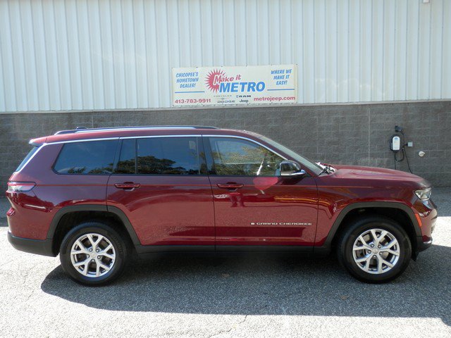 Used 2022 Jeep Grand Cherokee L Limited AWD/4WD image 9