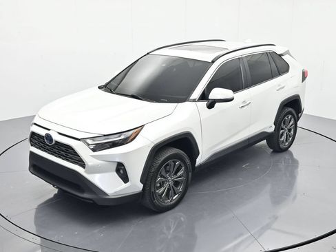 Used 2024 Toyota RAV4 Limited AWD/4WD image 29