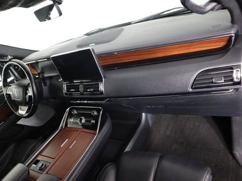 Used 2023 Lincoln Navigator L Reserve AWD/4WD image 8