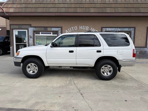 Used 2000 Toyota 4Runner 2WD image 6