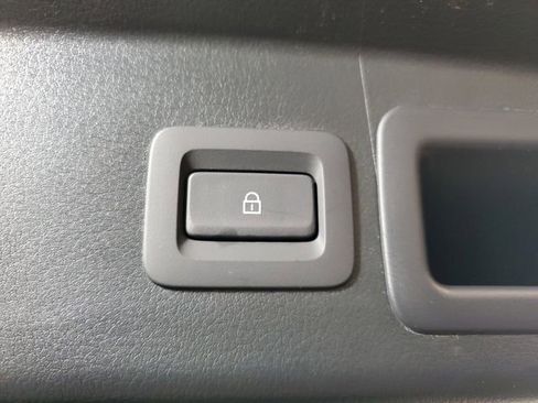 Used 2025 MAZDA CX-30 Carbon image 10