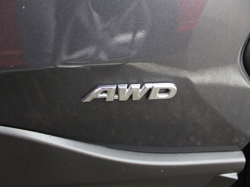 Used 2020 Toyota RAV4 XLE image 29